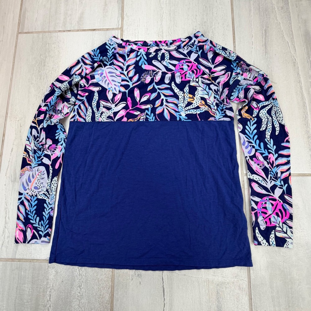 Lilly Pulitzer Finn Top in Oyster Bay Navy XXS Tropical Floral Pima Cotton